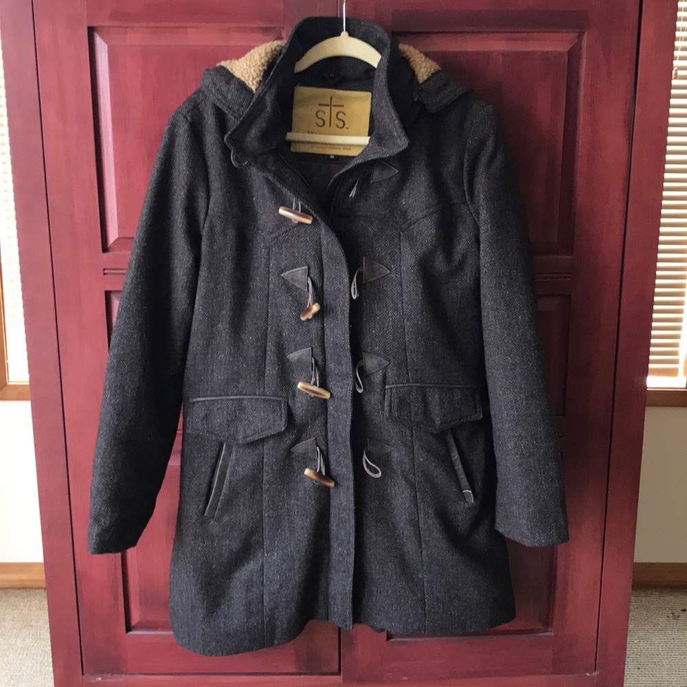 STS Ranch brown herringbone bone toggle coat